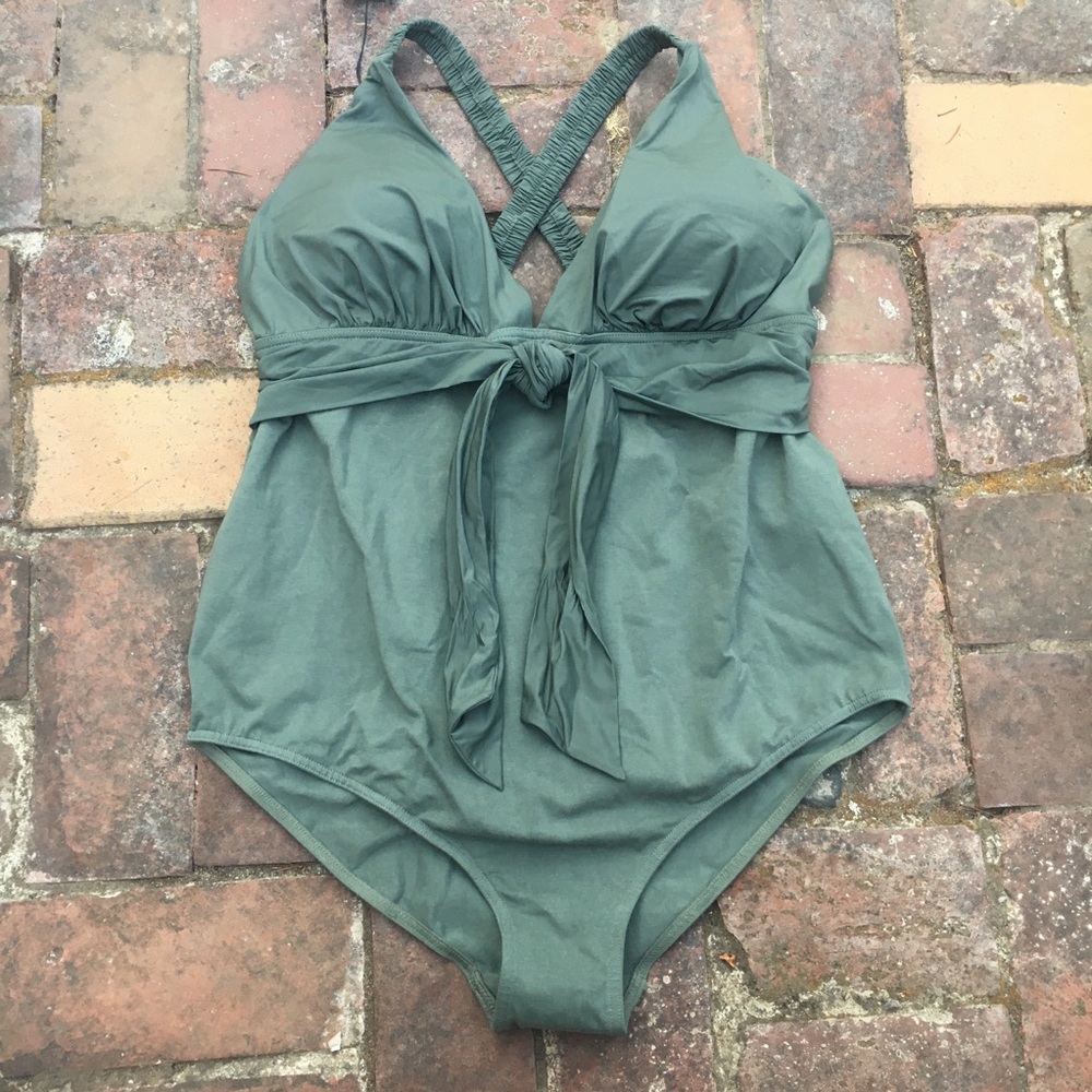 NWT Pez D’or maternity swimsuit.